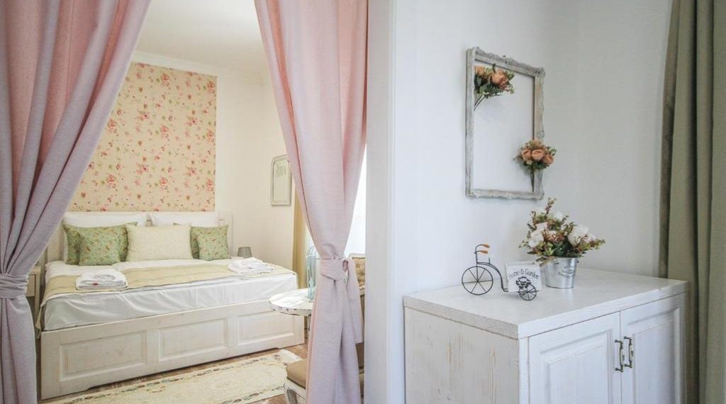 villa-bella-badacsony-stylebnb-airbnb-vendégfogadás-szálláshely-arculat-branding-tanácsadás